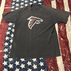 Atlanta Falcons NFL Faded distressed large tshirt